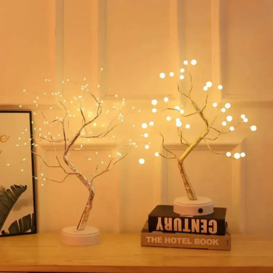 Lámpara de mesa Tazzi con árbol brillante